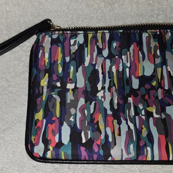 Vera Bradley Multicolor Clutch Wristlet - Picture 3 of 9